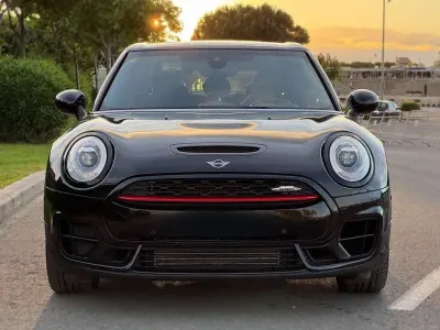Usado Mini John Cooper Works Clubman 231 CV (169 kW) 2017 Negro Familiar
