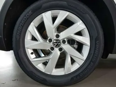 Usado VW Taigo 95 CV (69 kW) 2023 Blanco SUV