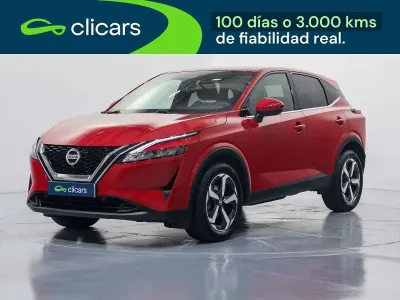 Usado Nissan Qashqai N-Connecta 140 CV (102 kW) 2022 Rojo SUV