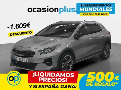 Usado Kia XCeed 136 CV (100 kW) 2021 Gris SUV