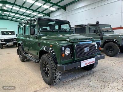 Verde Usado 2013 Land Rover Defender SUV | 41.000 €