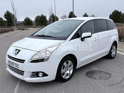 Blanco Usado 2012 Peugeot 5008 Family Monovolumen | 5900 € (Buen precio)