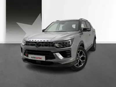 Usado KGM Korando 149 CV (109 kW) 2025 Gris / plata SUV