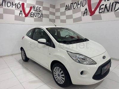 Usado Ford Ka Trend 69 CV (50 kW) 2015 Blanco Berlina