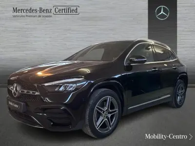 Usado Mercedes GLA250 163 CV (119 kW) 2025 Negro noche SUV