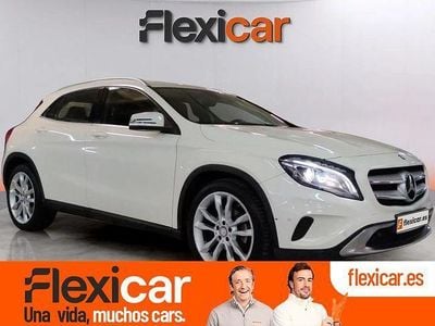 Usado Mercedes GLA200 Urban 136 CV (100 kW) 2016 Blanco SUV