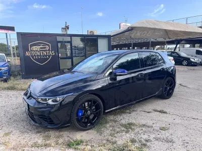 Usado VW Golf VIII R 333 CV (244 kW) 2024 Negro Berlina