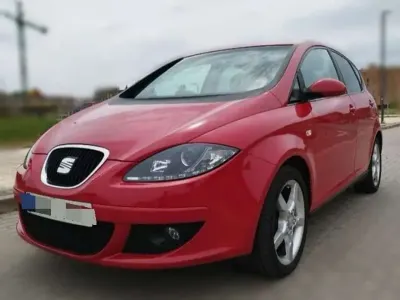 Usado Seat Altea Sport 140 CV (102 kW) 2006 Rojo Monovolumen