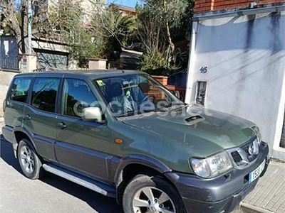 Usado Nissan Terrano Comfort 125 CV (91 kW) 2002 Verde SUV