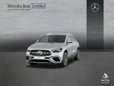 Usado Mercedes GLA220 190 CV (139 kW) 2023 Plata iridio SUV