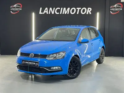 Usado VW Polo Sportline 90 CV (66 kW) 2017 Azul Berlina