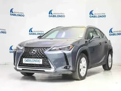 Usado Lexus UX Business Edition 184 CV (135 kW) 2022 Gris / plata SUV
