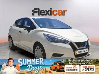 Usado Nissan Micra Acenta 71 CV (52 kW) 2019 Beige Utilitario