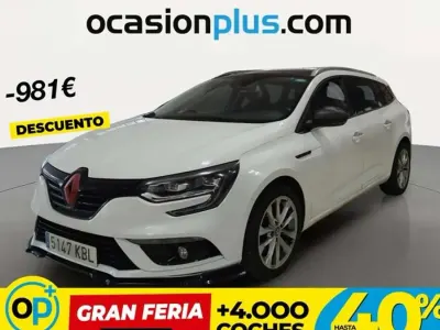 Usado Renault Mégane GrandTour Zen 110 CV (80 kW) 2017 Blanco Familiar