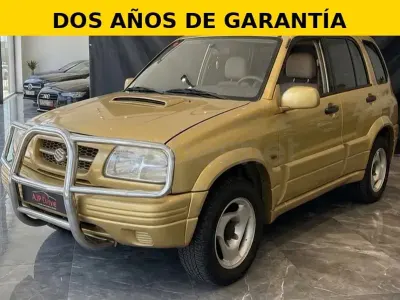 Usado Suzuki Grand Vitara 87 CV (63 kW) 1999 Amarillo SUV