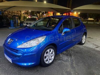 Usado Peugeot 207 90 CV (66 kW) 2007 Azul Berlina