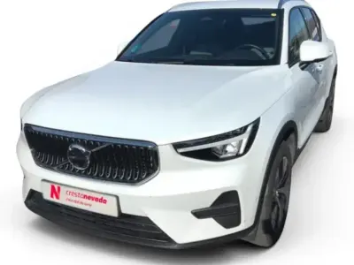 Usado Volvo XC40 Core 197 CV (144 kW) 2024 Blanco SUV