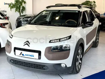 Usado Citroën C4 Shine 100 CV (73 kW) 2016 Blanco Berlina