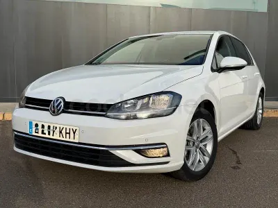 Usado VW Golf VII Business 115 CV (84 kW) 2018 Blanco Berlina