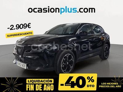Negro Usado 2025 Alfa Romeo Junior SUV | 26.390 € (Precio justo)