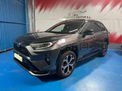 Usado Toyota RAV4 Hybrid Advance 306 CV (225 kW) 2021 Gris / plata SUV