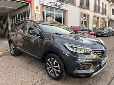 Usado Renault Kadjar Zen 140 CV (102 kW) 2021 Gris SUV