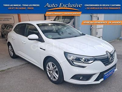 Usado Renault Mégane IV Intens 130 CV (95 kW) 2016 Blanco Berlina