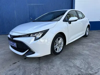 Usado Toyota Corolla Active 122 CV (89 kW) 2021 Blanco Utilitario