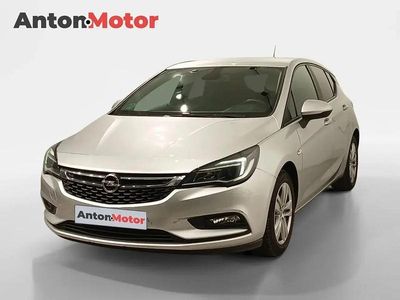 Używany Opel Astra Dynamic 125 KM (91 kW) 2018 Szary Sedan/Limuzyna