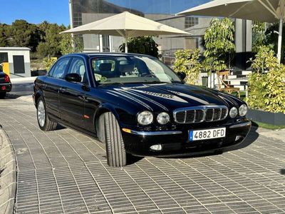 Jaguar XJ8