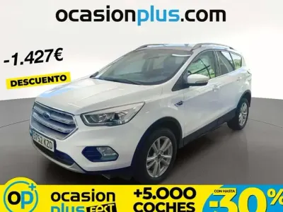 Usado Ford Kuga Trend+ 120 CV (88 kW) 2019 Blanco SUV