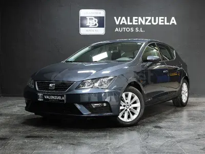 Używany Seat Leon Style 115 KM (84 kW) 2019 Niebieski Sedan/Limuzyna