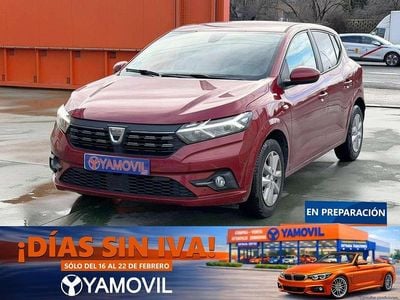 Usado Dacia Sandero Comfort 101 CV (74 kW) 2022 Burdeos Utilitario