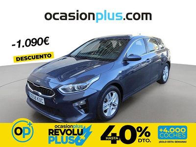 Usado Kia Ceed 120 CV (88 kW) 2019 Azul Utilitario