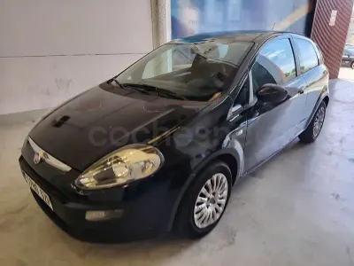 Käytetty Fiat Punto Dynamic 90 HP (66 kW) 2010 Sininen Viistoperä