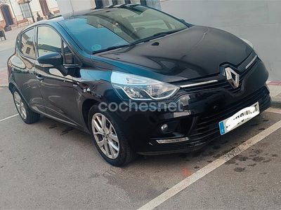 Usado Renault Clio IV Zen 90 CV (66 kW) 2019 Negro Berlina