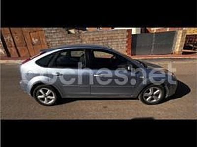 Azul Usado 2006 Ford Focus Trend Berlina | 2800 € (Precio justo)