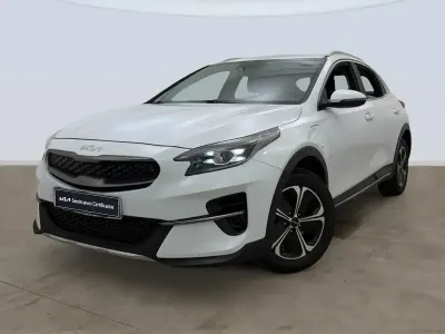Usado Kia XCeed 141 HP (103 kW) 2022 Branco SUV
