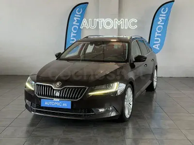 Begagnad Skoda Superb SportLine 280 HK (205 kW) 2017 Brun Kombi
