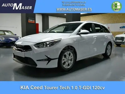 Usado Kia Ceed 120 CV (88 kW) 2023 Blanco Utilitario