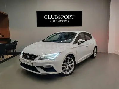 Usado Seat Leon FR 125 CV (91 kW) 2018 Blanco Berlina