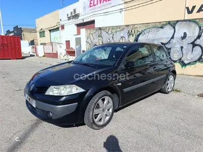Usado Renault Mégane Extreme 105 CV (77 kW) 2007 Negro Berlina