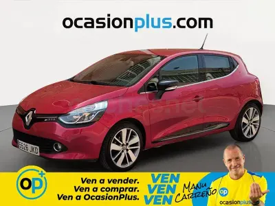 Usado Renault Clio IV 90 CV (66 kW) 2015 Rojo Berlina