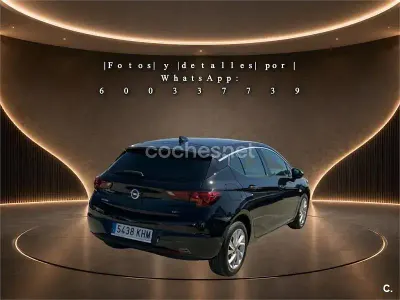 Usado Opel Astra Cosmo 100 CV (73 kW) 2018 Negro Berlina