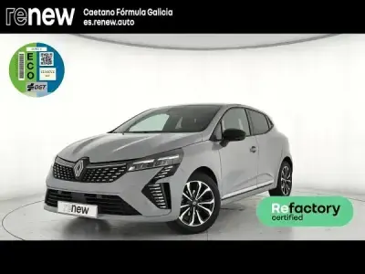 Usado Renault Clio V Techno 100 CV (73 kW) 2025 Gris Berlina