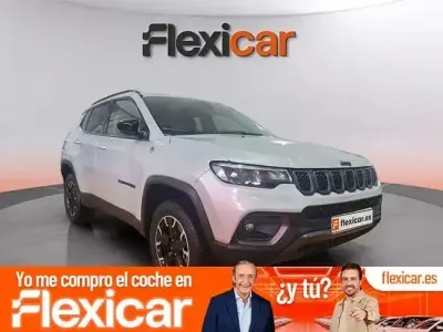 Usado Jeep Compass Trailhawk 240 CV (176 kW) 2022 Gris SUV