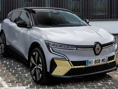 Usado Renault Mégane Equilibre 160 kW (218 CV) 2023 Blanco Utilitario