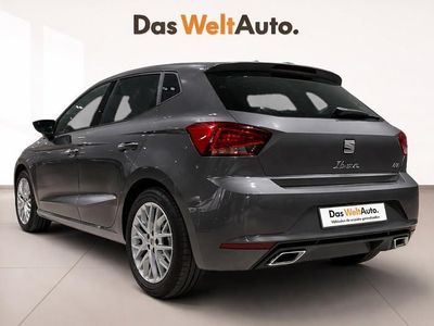 Usado Seat Ibiza FR 115 CV (84 kW) 2025 Gris plata Utilitario