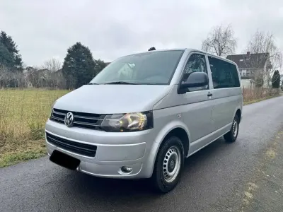 Usado VW Caravelle Comfortline 140 CV (102 kW) 2012 Negro Van