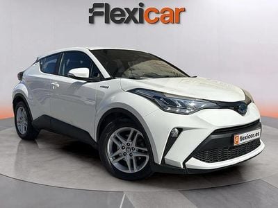 Begagnad Toyota C-HR Active 122 HK (89 kW) 2021 Vit SUV